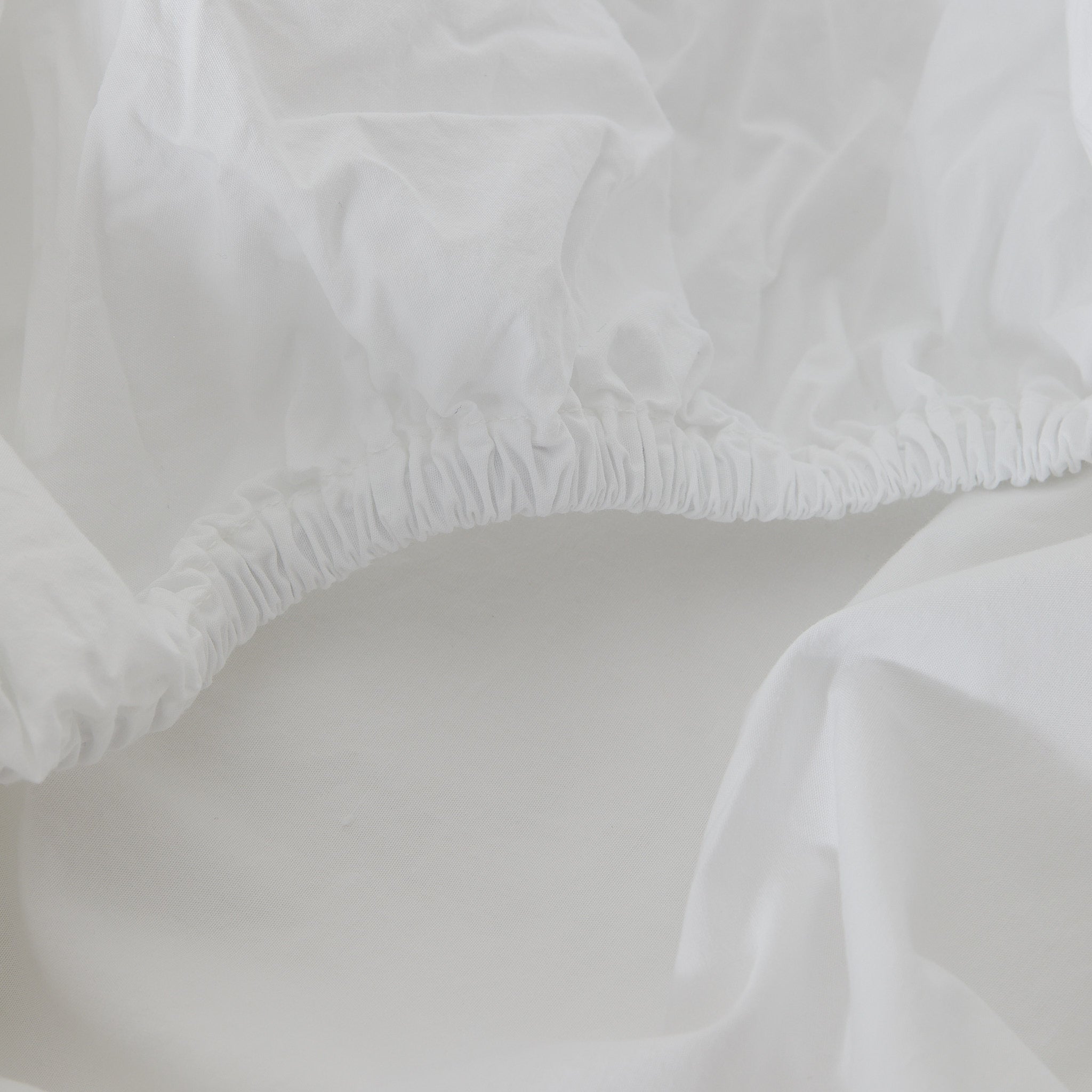 Luxe Cool & Crisp Cotton Fitted Sheet